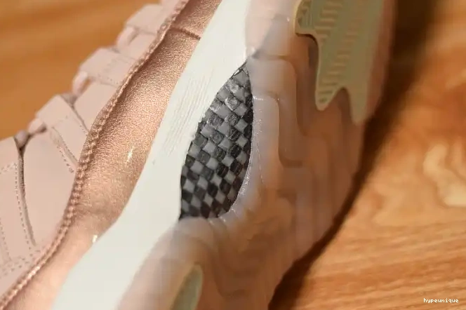 HYPE 11 AH7860-105 GS Rose Low Air Jordan Gold 0517
